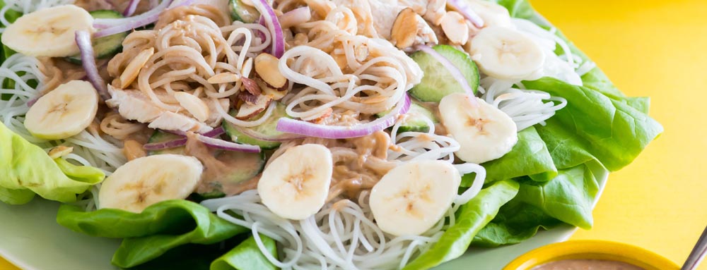 Thai Noodle Salad with Banana Peanut Dressing 1000x383